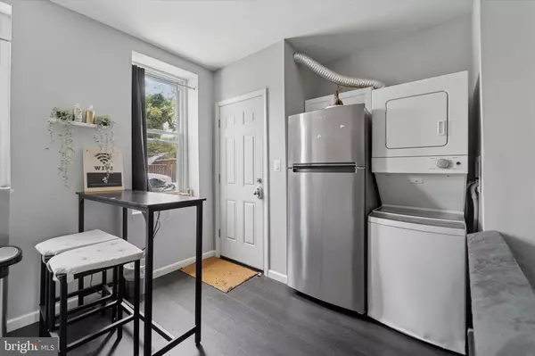 Philadelphia, PA 19142,7018 WOODLAND AVE