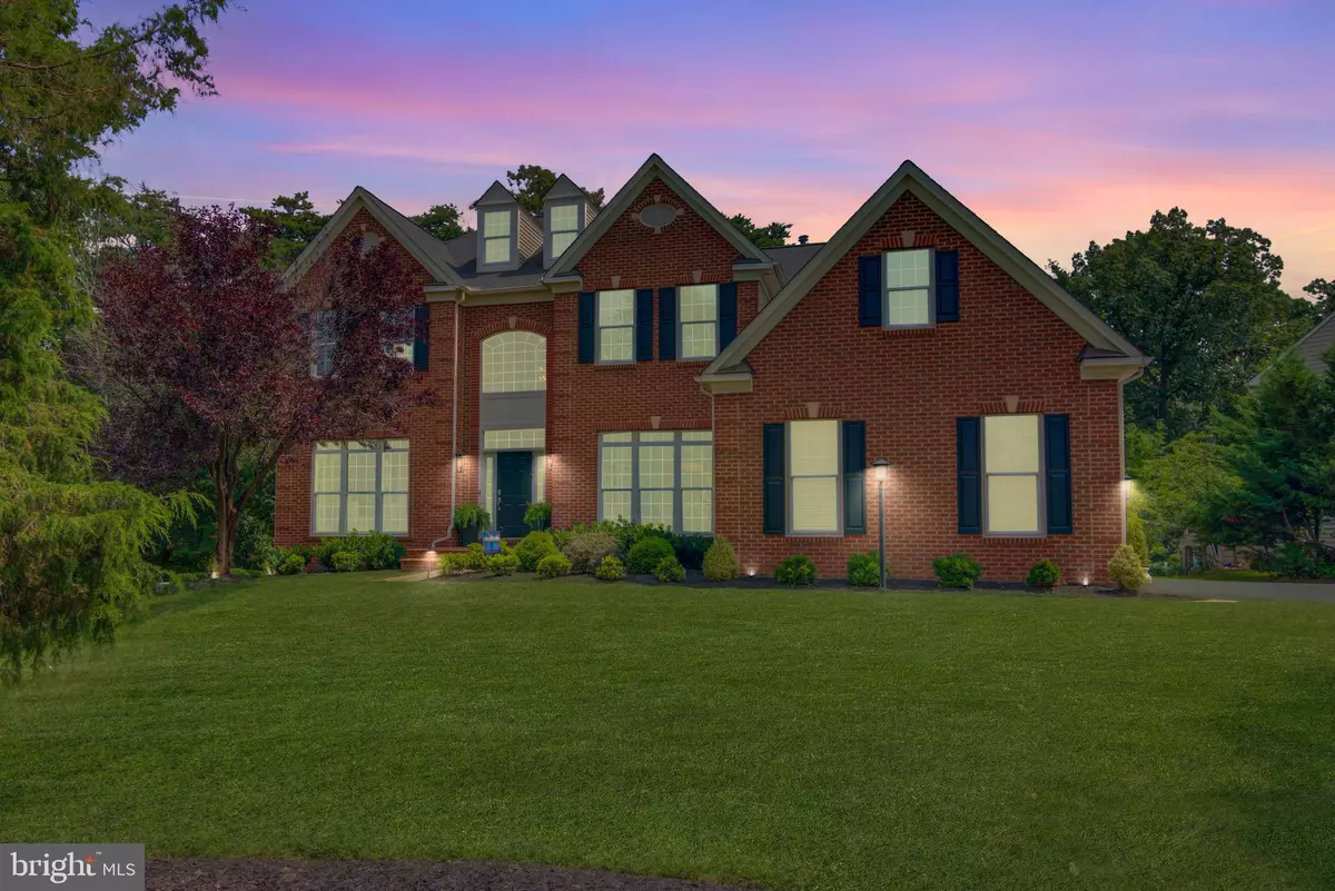 Chantilly, VA 20152,42346 PONDEROSA DR