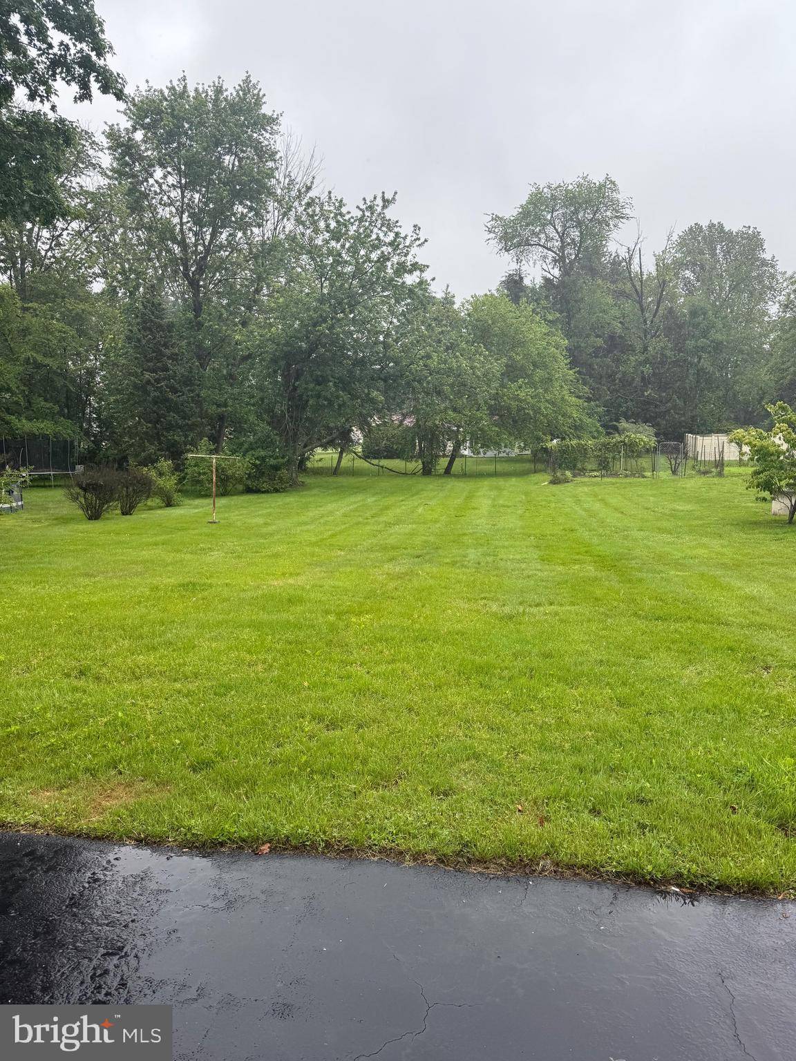Ewing, NJ 08628,23 W UPPER FERRY RD
