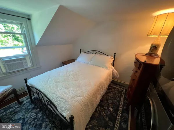 New Hope, PA 18938,6230 LOWER YORK RD