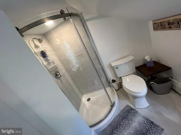 New Hope, PA 18938,6230 LOWER YORK RD