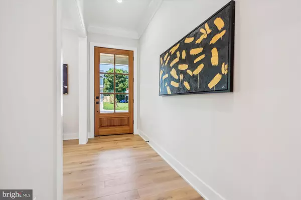 Bethesda, MD 20817,10033 CLUE DR