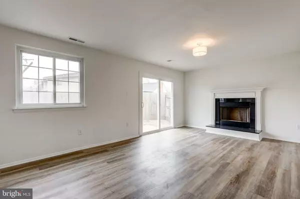 Quakertown, PA 18951,24 ESSEX CT
