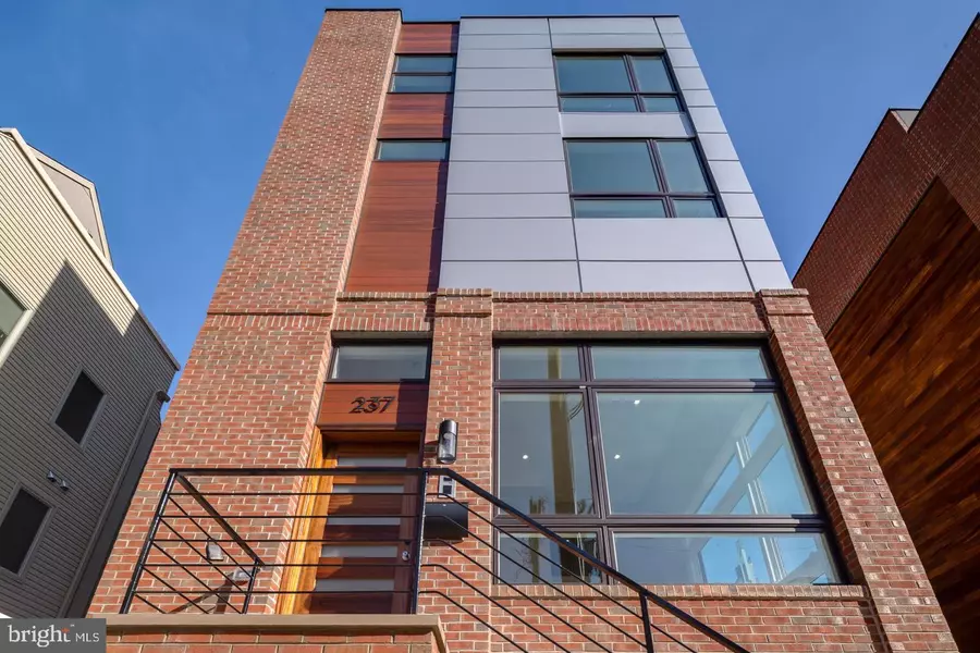 237-35 N 23RD ST #1, Philadelphia, PA 19103