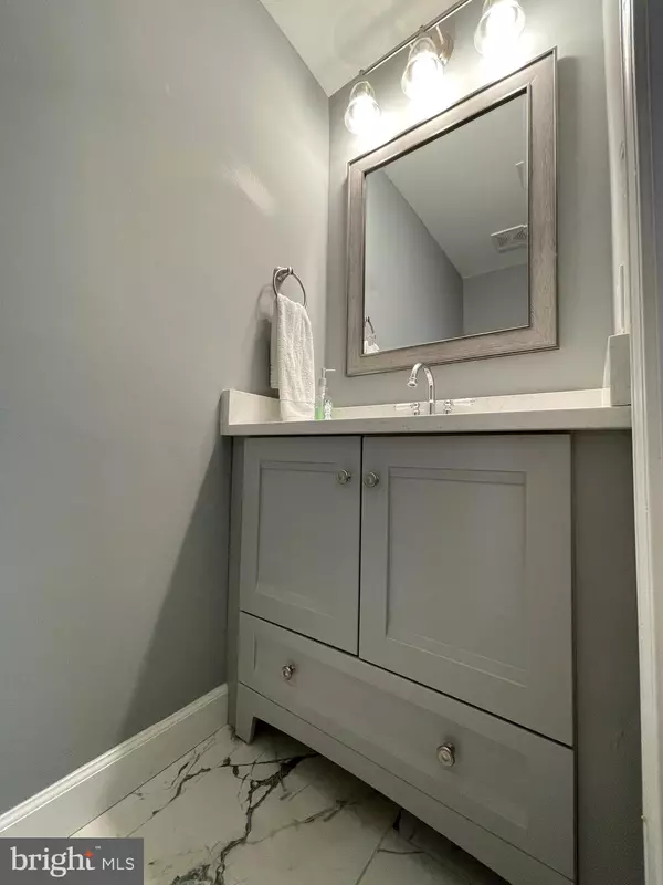 Woodbridge, VA 22193,4612 CENTRAL PARK DR