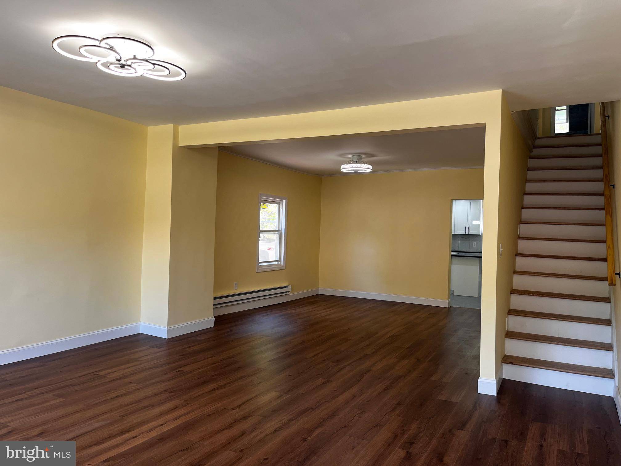 Pottsville, PA 17901,575 PEACOCK ST