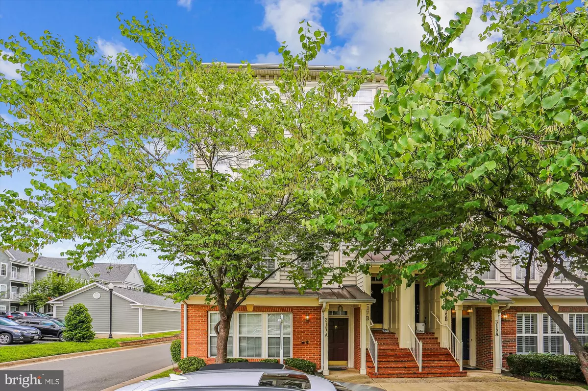 Gaithersburg, MD 20878,317-A CROSS GREEN ST #317A