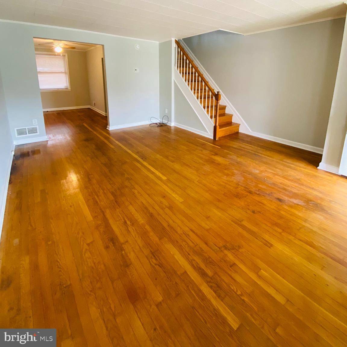 Dundalk, MD 21222,2073 JASMINE RD