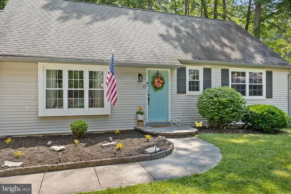 Sicklerville, NJ 08081,17 WALTHAM WAY