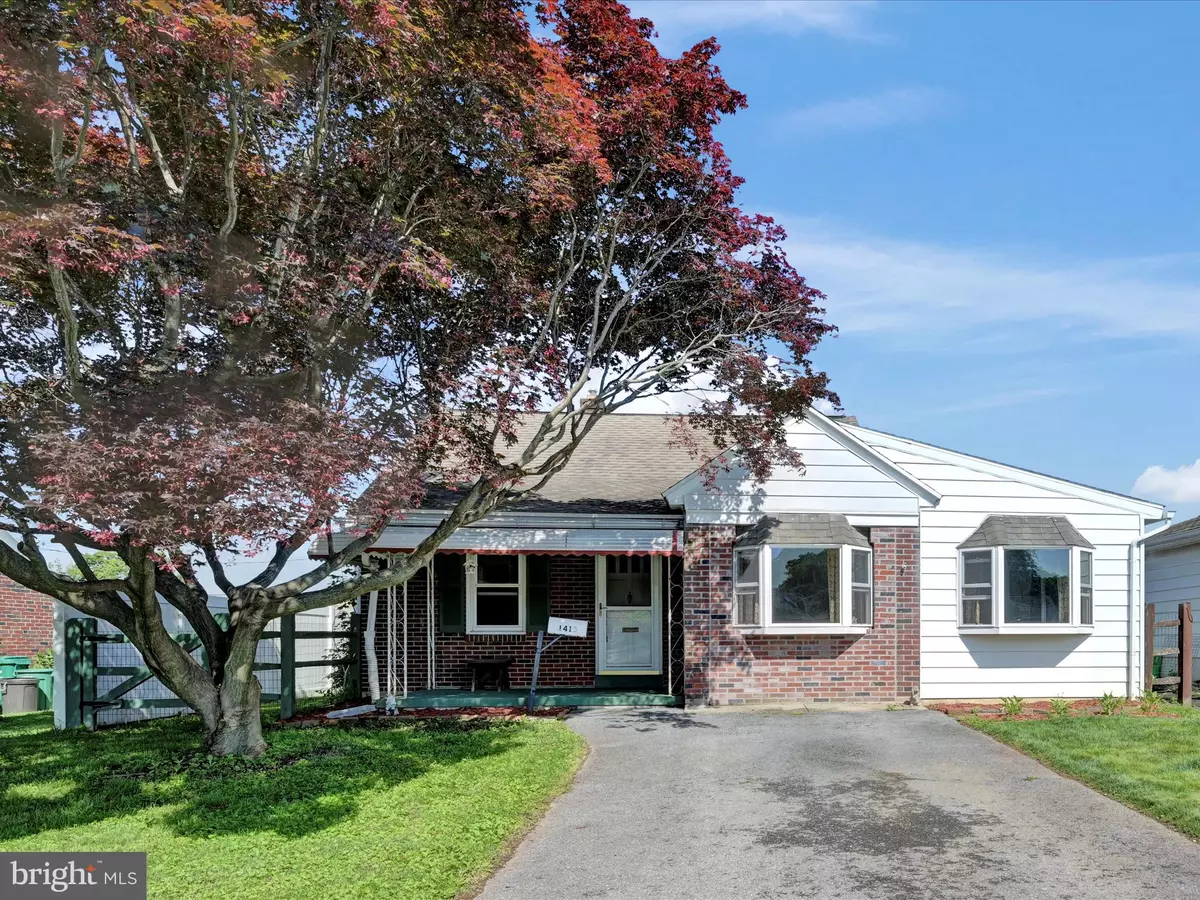 Reading, PA 19607,1415 KENHORST BLVD