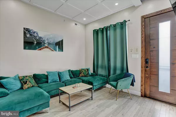 Philadelphia, PA 19146,1526 S STILLMAN ST