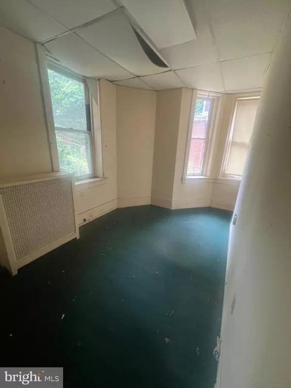 Harrisburg, PA 17103,2046 MARKET ST