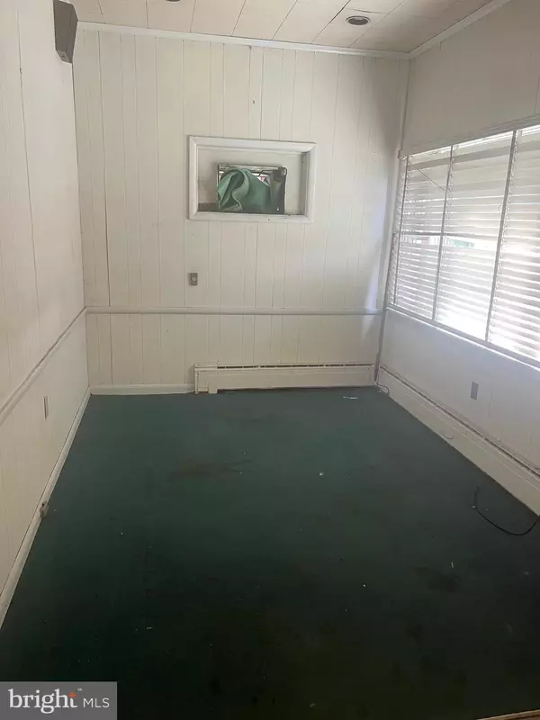 Harrisburg, PA 17103,2046 MARKET ST