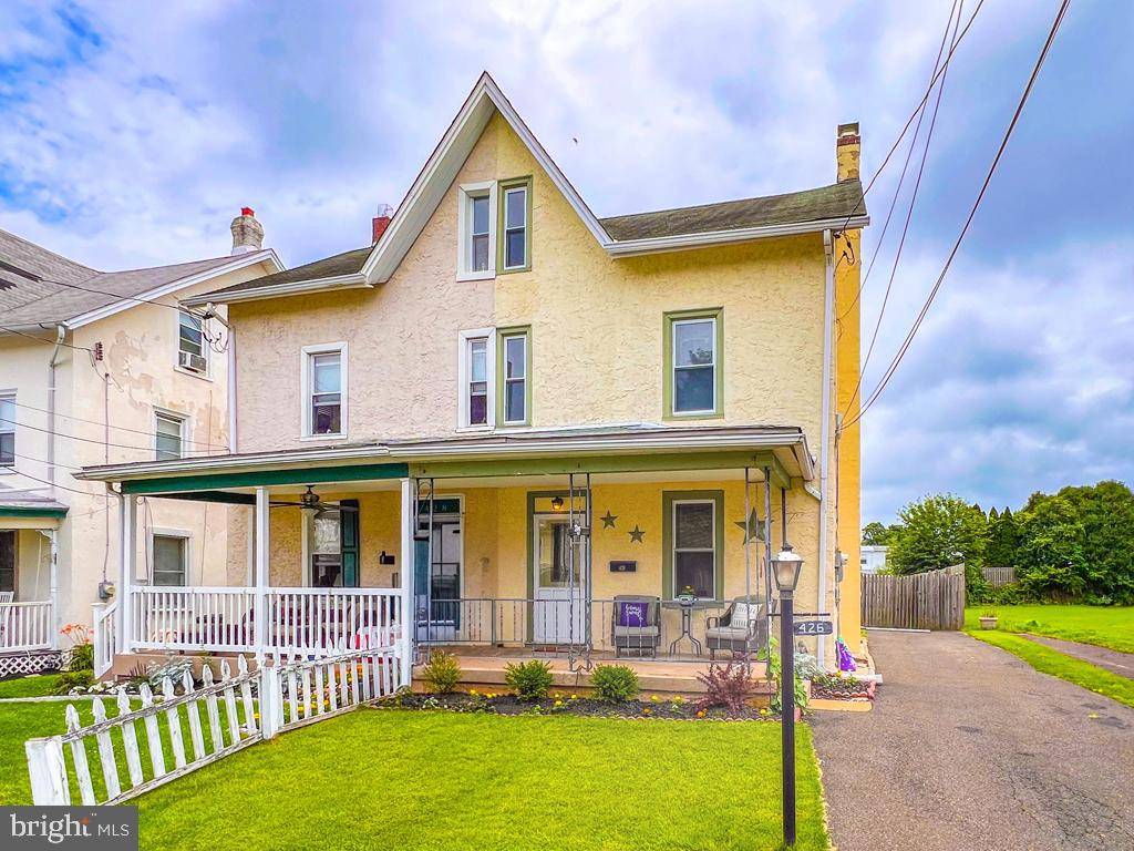 426 MAPLE ST, Jenkintown, PA 19046