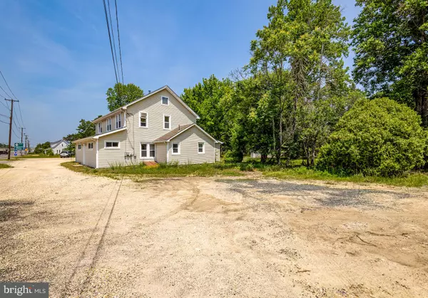 Hammonton, NJ 08037,1022 BLACK HORSE PIKE