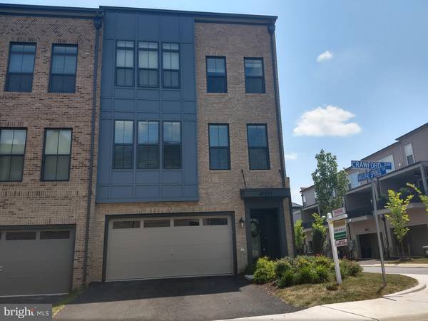 42279 CRAWFORD TER, Brambleton, VA 20148