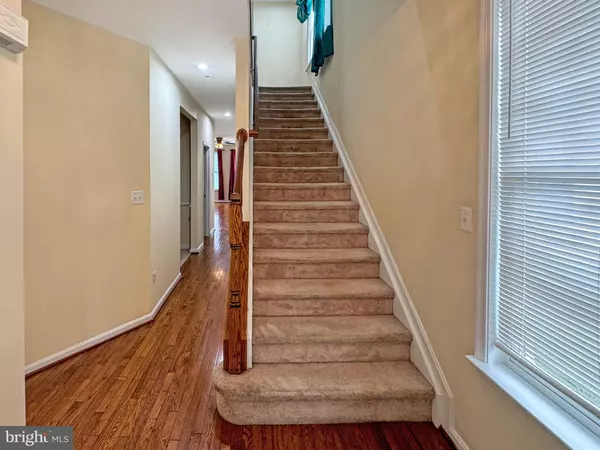 Waldorf, MD 20602,12129 PAWTUCKETT LN