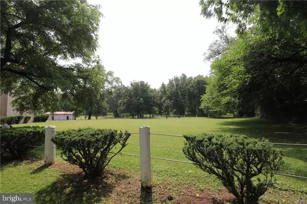 Whitehall, PA 18052,3305 MUNICIPAL DR