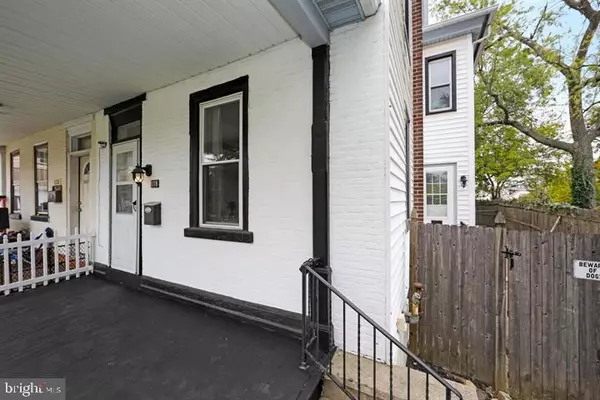 Lansdale, PA 19446,118 S BROAD ST