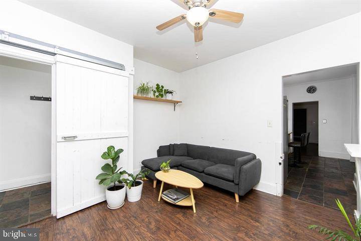 Lansdale, PA 19446,118 S BROAD ST
