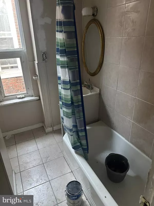 Baltimore, MD 21218,705 E 21ST ST