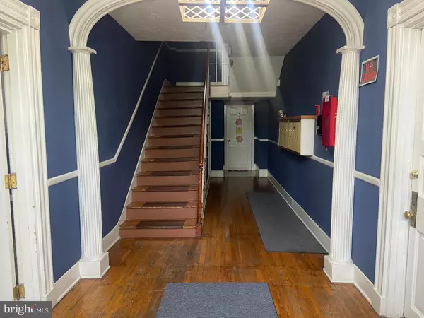 Winchester, VA 22601,406 N LOUDOUN ST