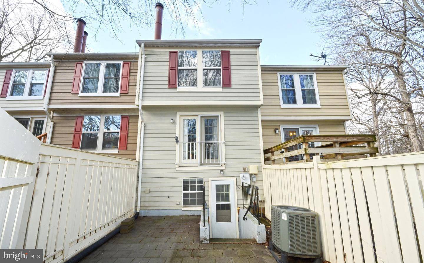 Reston, VA 20194,1613 FIELDTHORN DR