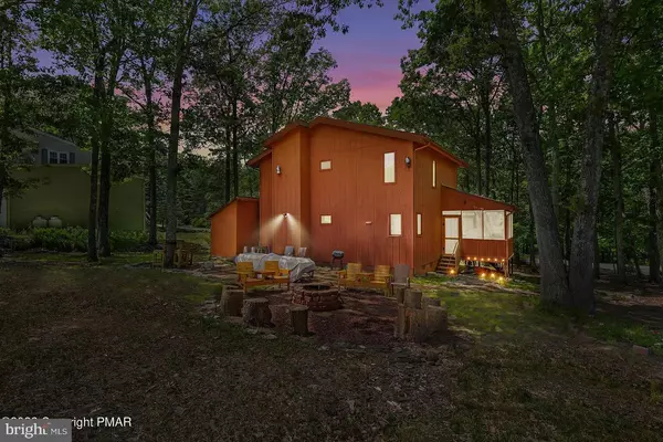 Bushkill, PA 18324,138 BANBURY DR