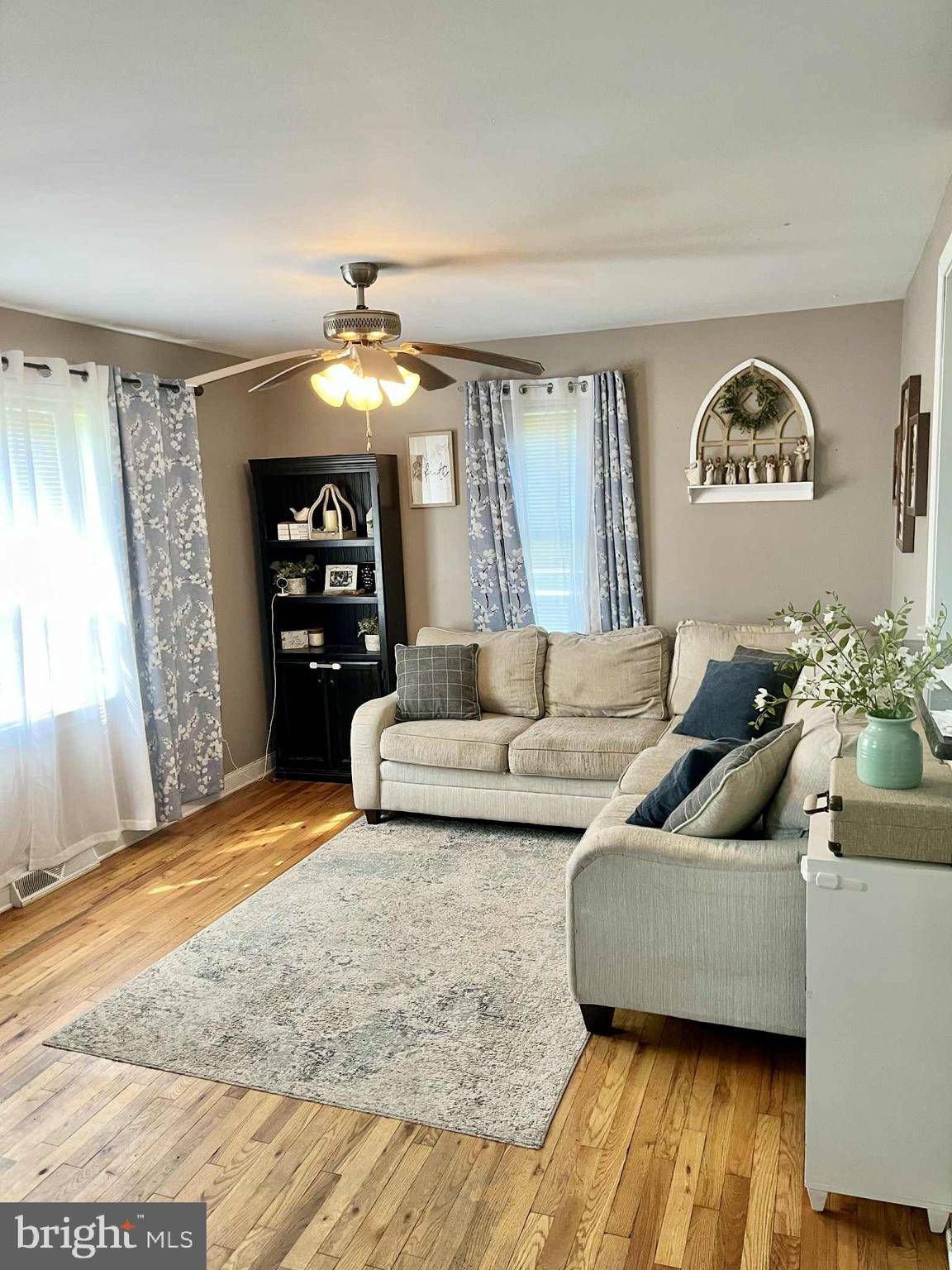 Pennsville, NJ 08070,10 MORNINGSIDE DR