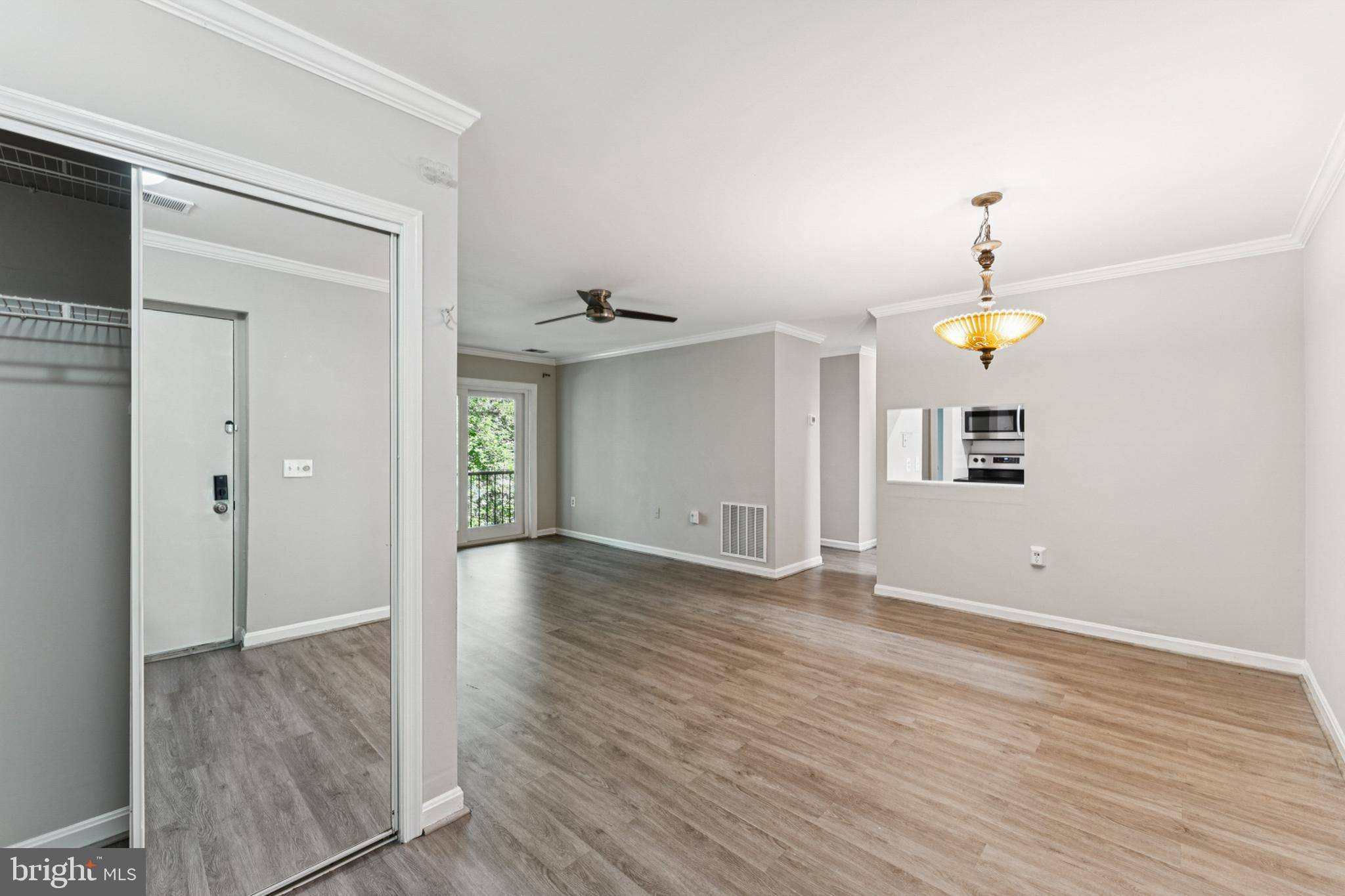 Gaithersburg, MD 20879,18330 STREAMSIDE DR #303