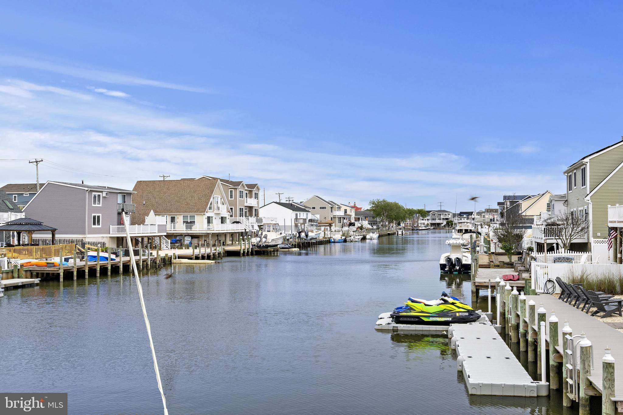 Manahawkin, NJ 08050,1048 JENNIFER LN