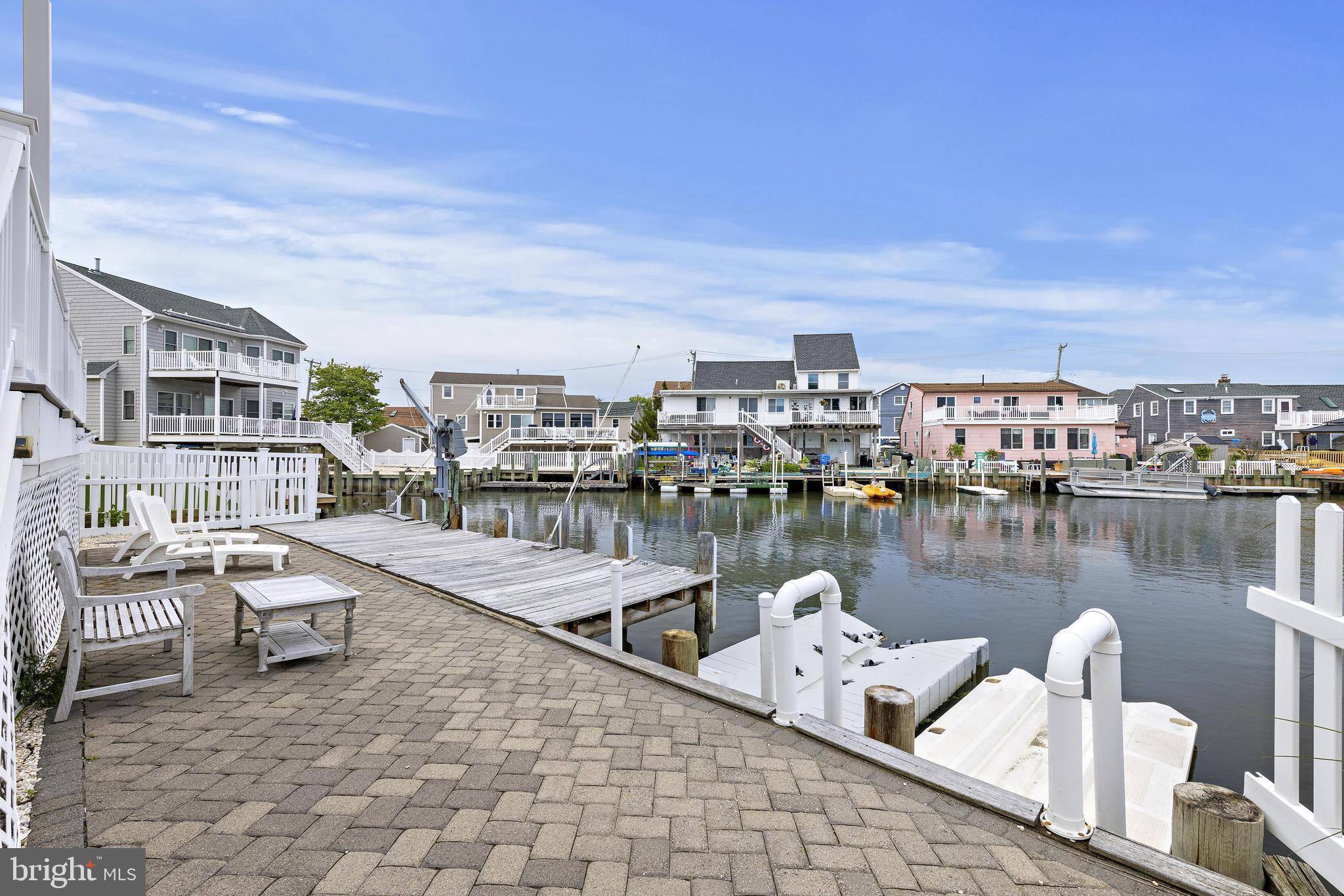 Manahawkin, NJ 08050,1048 JENNIFER LN