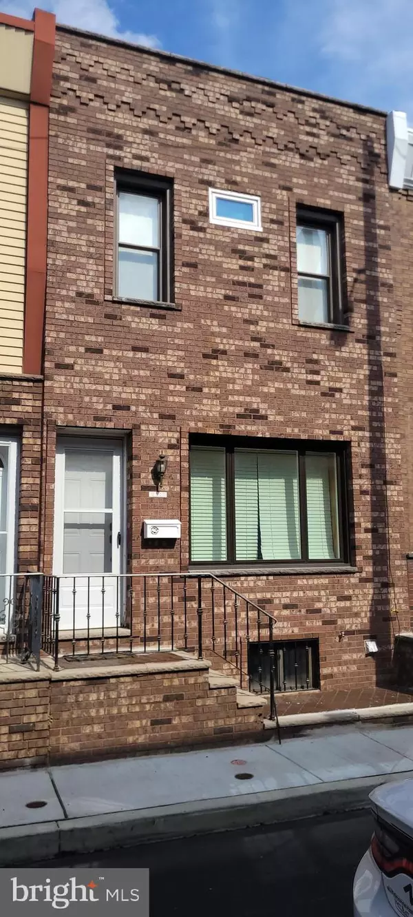 2417 S CLARION ST, Philadelphia, PA 19148