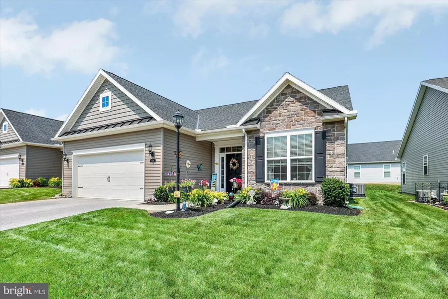 679 CYPRESS DR #76, Hanover, PA 17331
