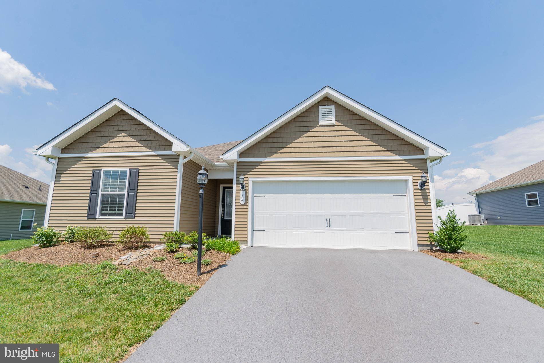 Martinsburg, WV 25401,72 CASSATT LN