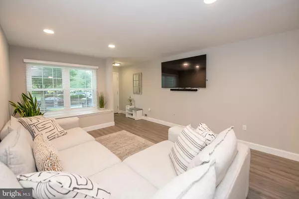 Newtown, PA 18940,32 CAMELLIA CT