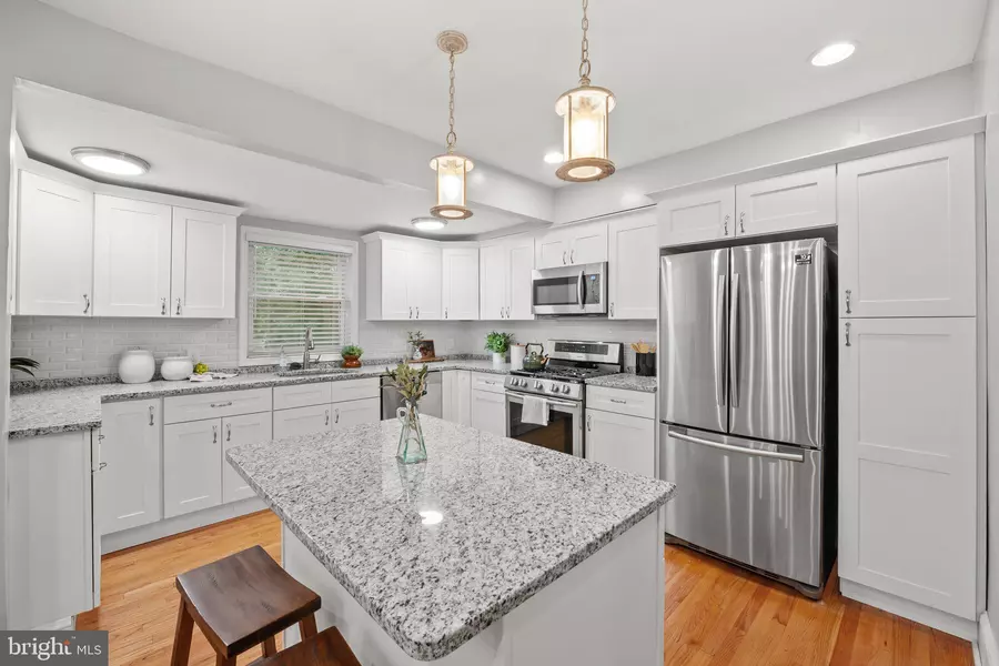 402 FOREST VIEW RD, Linthicum Heights, MD 21090