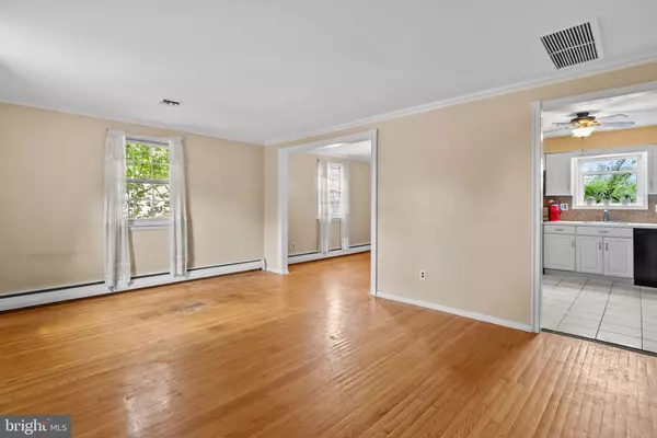 King Of Prussia, PA 19406,320 THOMAS DR