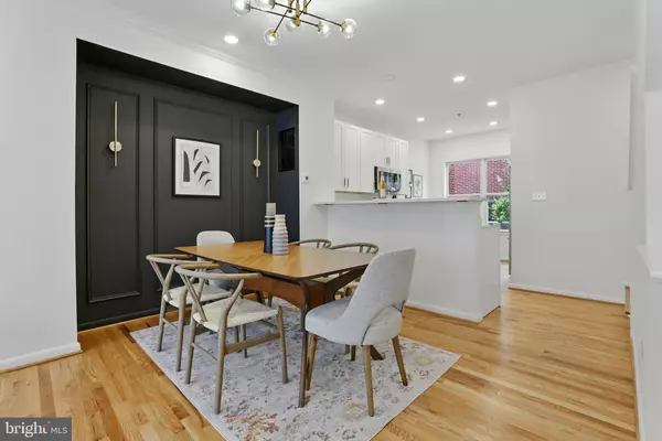 Washington, DC 20009,2127 12TH PL NW