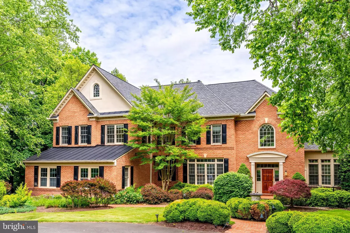 Mclean, VA 22102,891 CHINQUAPIN RD