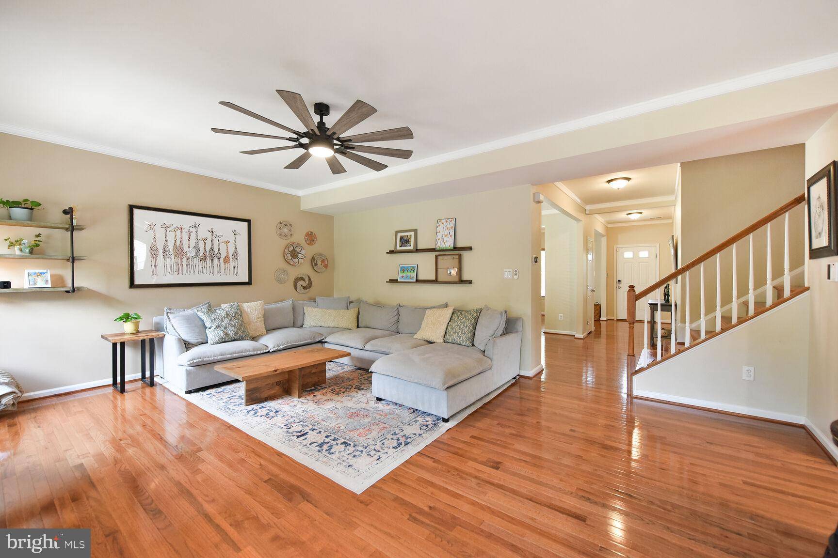 Chantilly, VA 20152,42240 PALM COVE CT