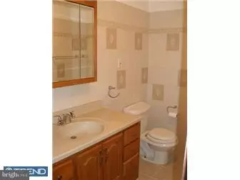 Hatboro, PA 19040,Address not disclosed