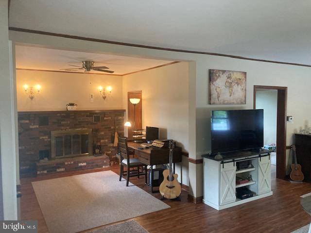 Florence, NJ 08518,433 W 4TH ST