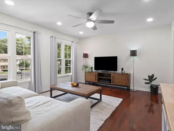 Springfield, VA 22151,8379 UXBRIDGE CT
