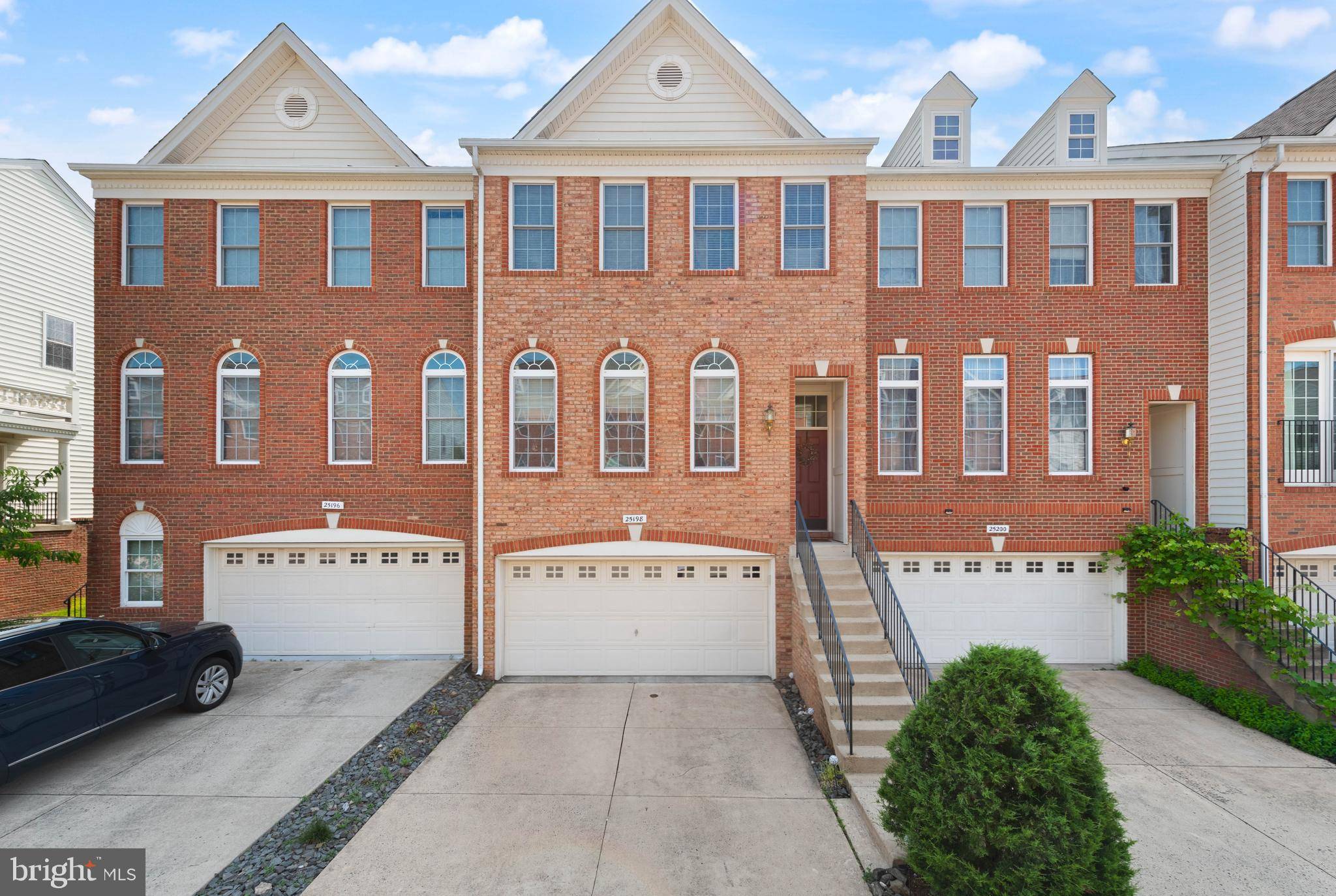 25198 LARKS TER, Chantilly, VA 20152