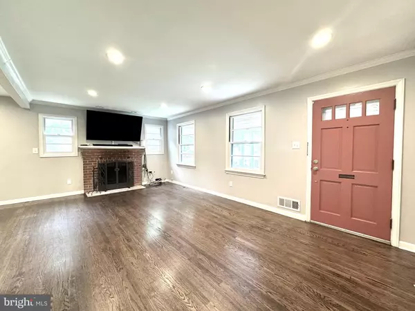 Rockville, MD 20850,410 READING AVE