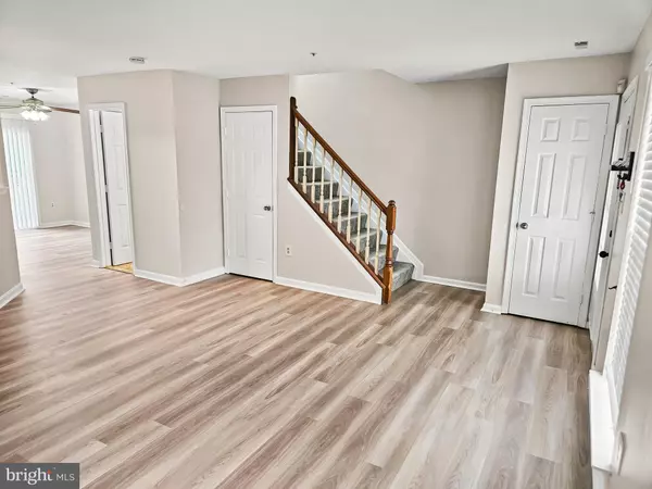 Waldorf, MD 20601,2530 FERNWOOD CT