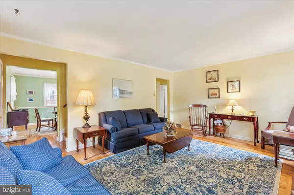 Oreland, PA 19075,515 MARKS RD