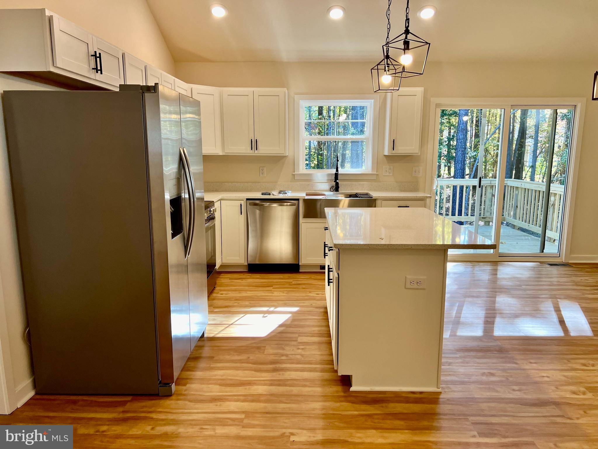 Colonial Beach, VA 22443,73 AZALEA WAY
