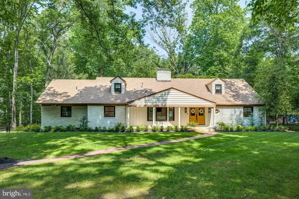 1134 WINDING DR, Cherry Hill, NJ 08003